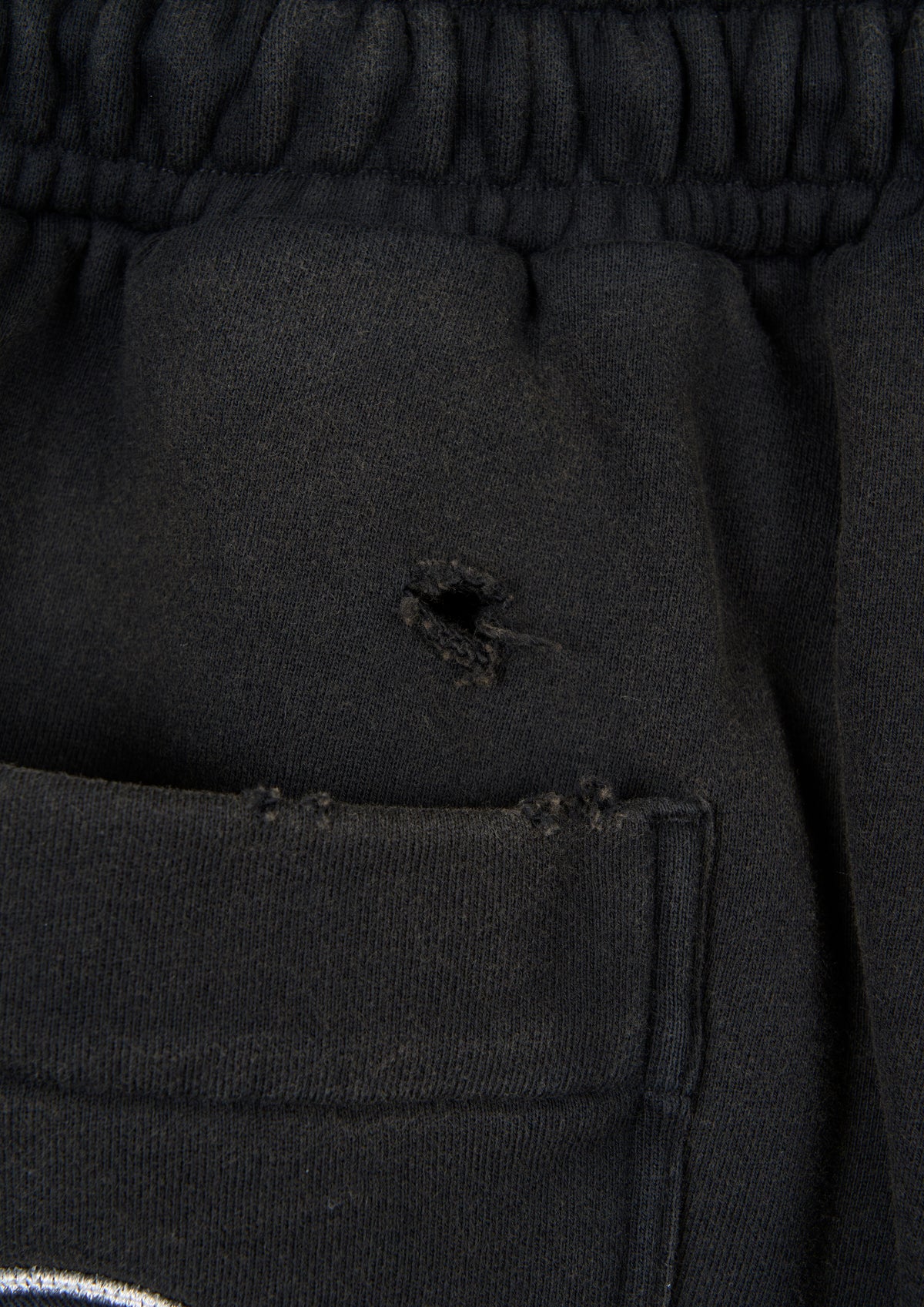 VANSON × MASTERMIND WORLD SWEAT PANTS DAMAGE